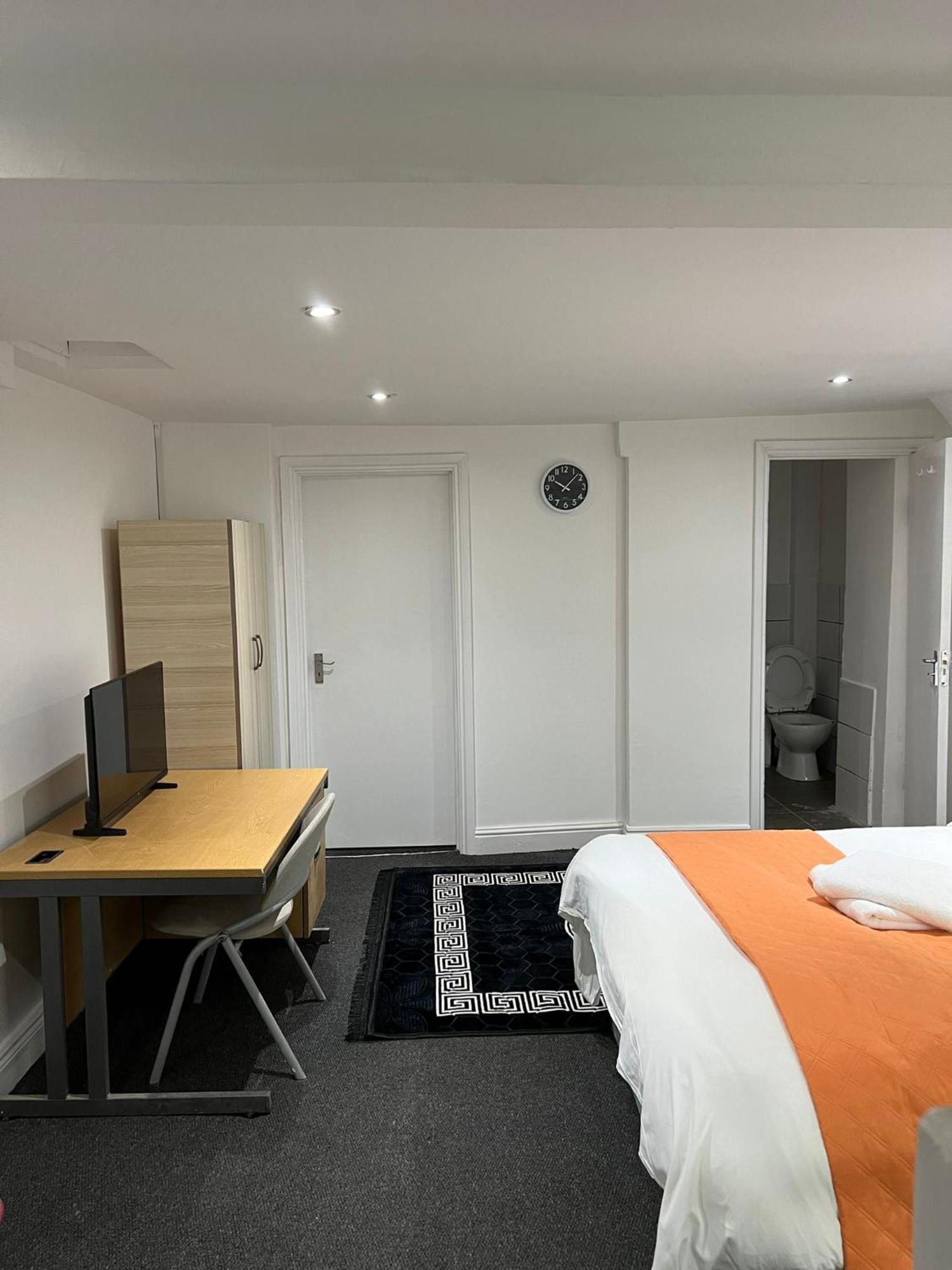 Starlet Manor Park Apartamento Londres Exterior foto